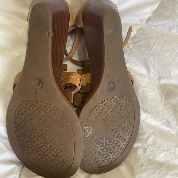 Tory Burch classic wedge sandals - Picture 2 of 4